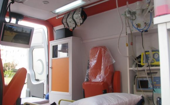 Ambulansta televizyon, DVD player ve buzdolabı